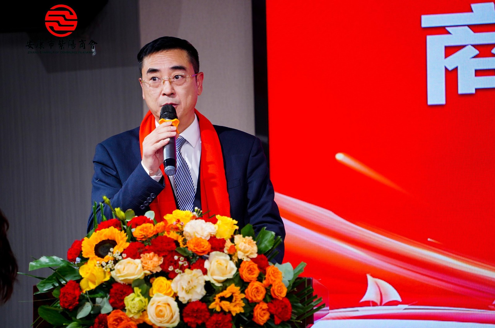 携手奋进 共赢未来---优米app ios第二届会员代表大会第三次会议胜利召开！